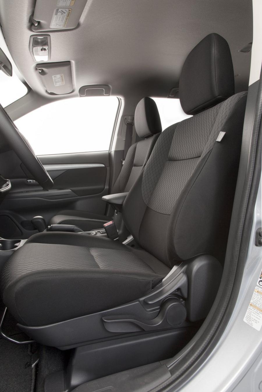  Mitsubishi Outlander 2014 года  (фото 67 из 136)